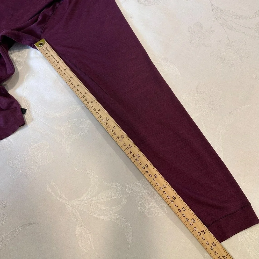 Lululemon Size-XL‎ Refract Long Sleeve Wool lab Black Cherry Deep Fuschia